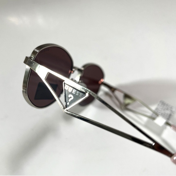 New GUESS Slim Metal Silver Sunglasses GO00084 Classic Logo Pink Lens